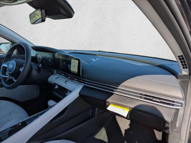 New 2026 Hyundai Elantra Limited image 28