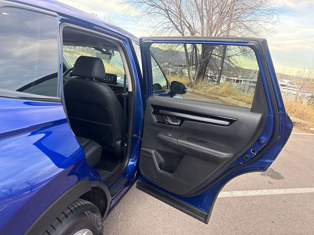 Used 2025 Honda CR-V EX-L image 22