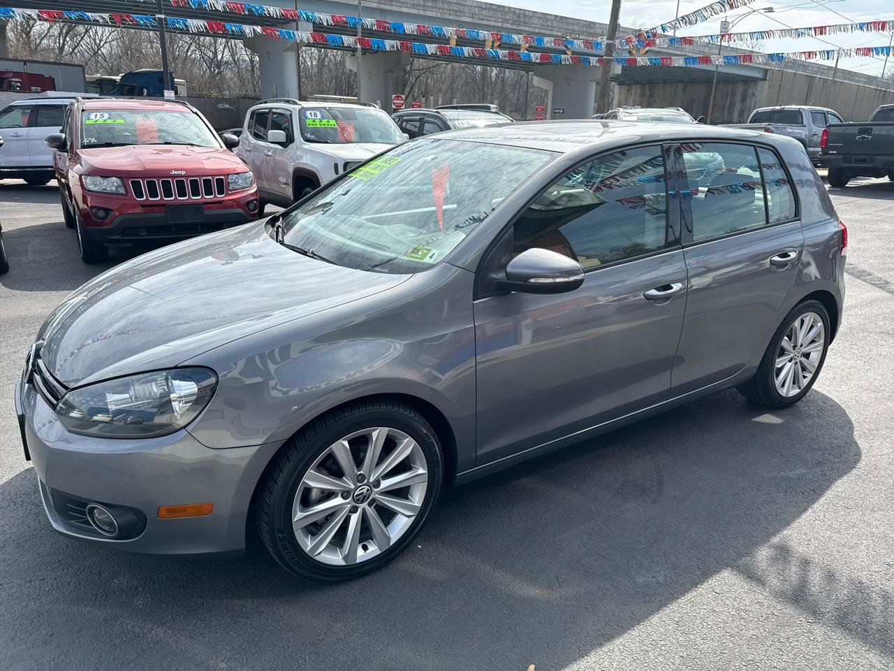 Used 2013 Volkswagen Golf TDI FWD image 8