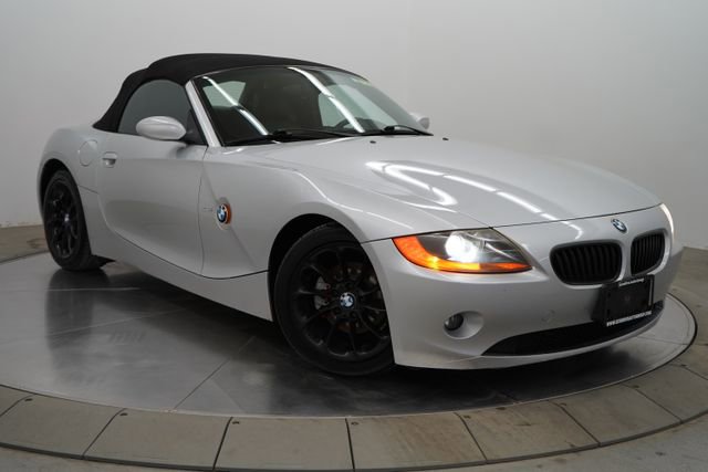Used 2003 BMW Z4 2.5i image 3