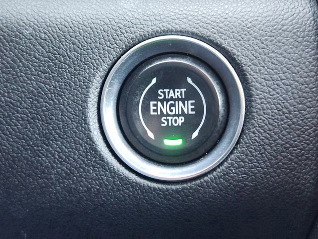 Used 2025 GMC Acadia Elevation image 21