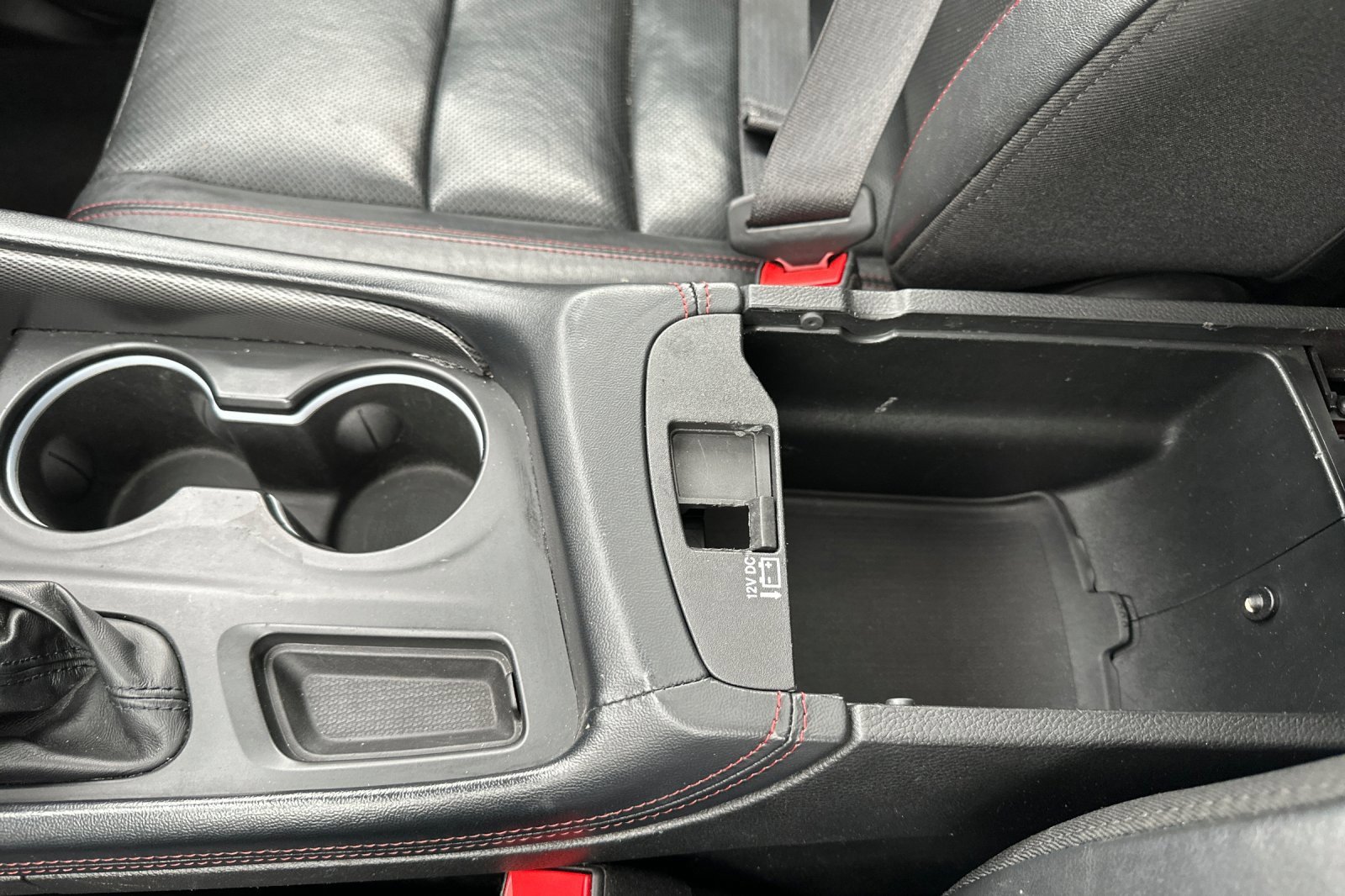 Used 2023 Dodge Durango GT image 32