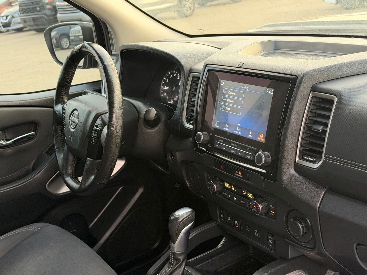 Used 2023 Nissan Frontier SV w/ SV Convenience Package RWD image 37