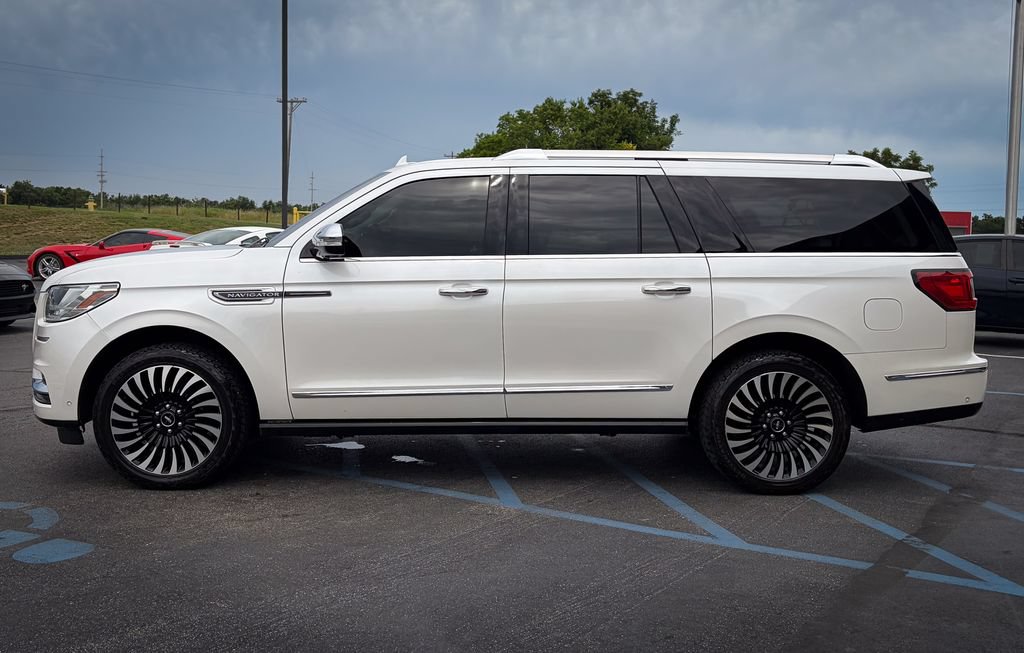 Used 2018 Lincoln Navigator L Black Label AWD/4WD image 26