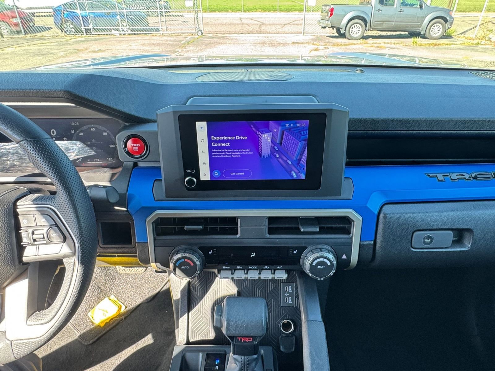 Used 2025 Toyota Tacoma SR image 18