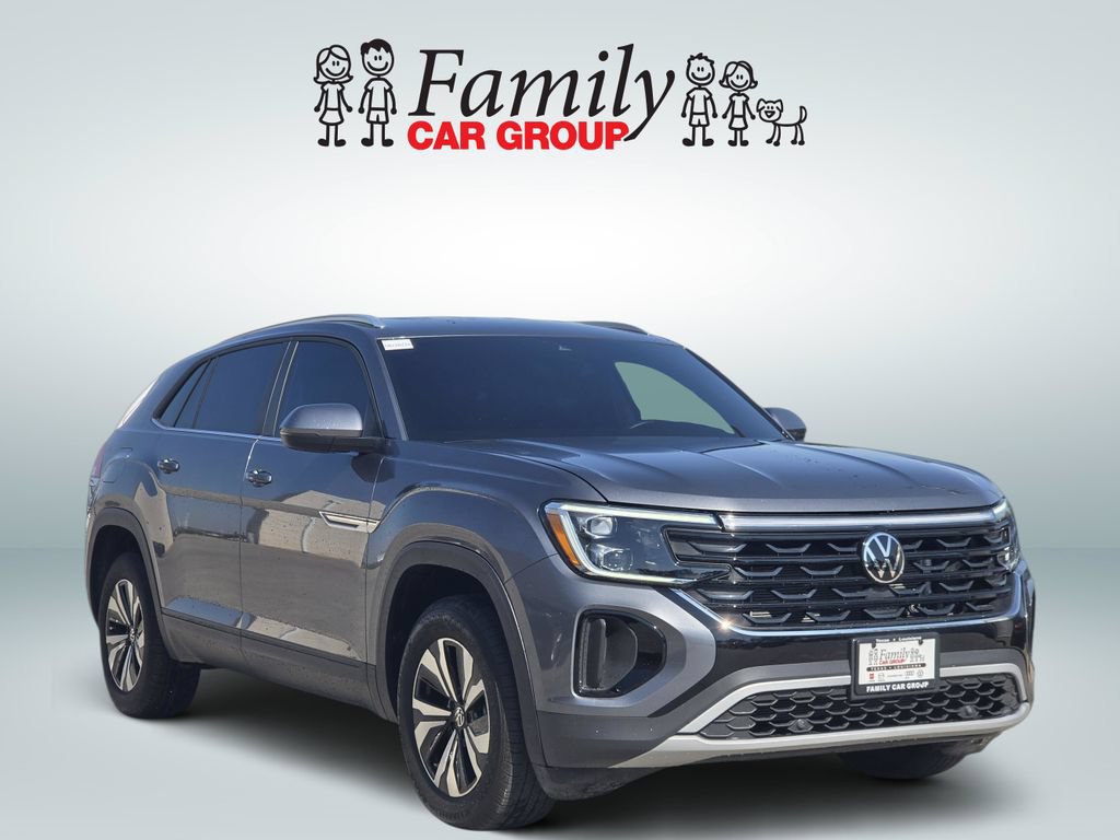 Used 2025 Volkswagen Atlas Cross Sport SE FWD image 2