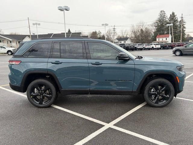 New 2026 Jeep Grand Cherokee Limited w/ Limited Altitude Package AWD/4WD image 9