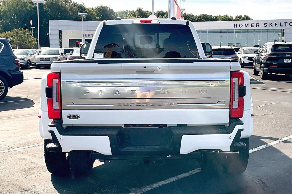 New 2026 Ford F350 Platinum w/ Platinum Plus Package image 4