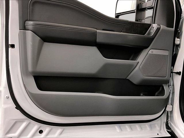 Used 2023 Ford F350 XLT w/ XLT Premium Package AWD/4WD image 21