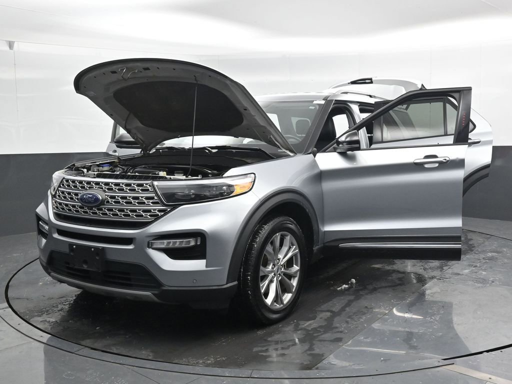 Used 2022 Ford Explorer Limited w/ Equipment Group 301A image 55