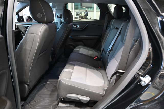 Used 2024 Chevrolet Blazer LT w/ Convenience Package image 11