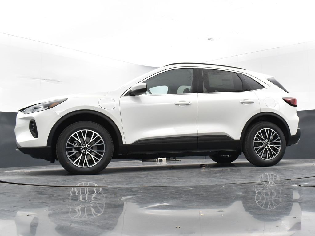 New 2025 Ford Escape SE image 35