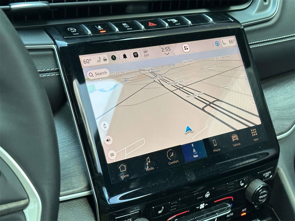 Used 2024 Jeep Grand Cherokee Limited image 23