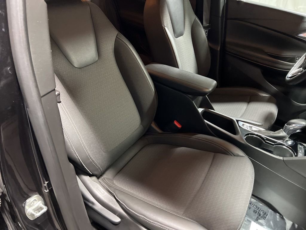 Used 2025 Buick Encore GX Preferred image 9
