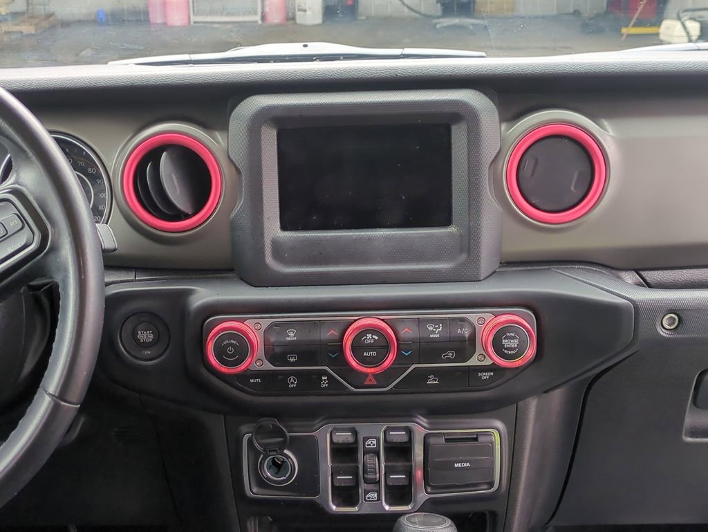 Used 2022 Jeep Wrangler Unlimited Sport w/ Xtreme Recon 35" Tire Package image 22