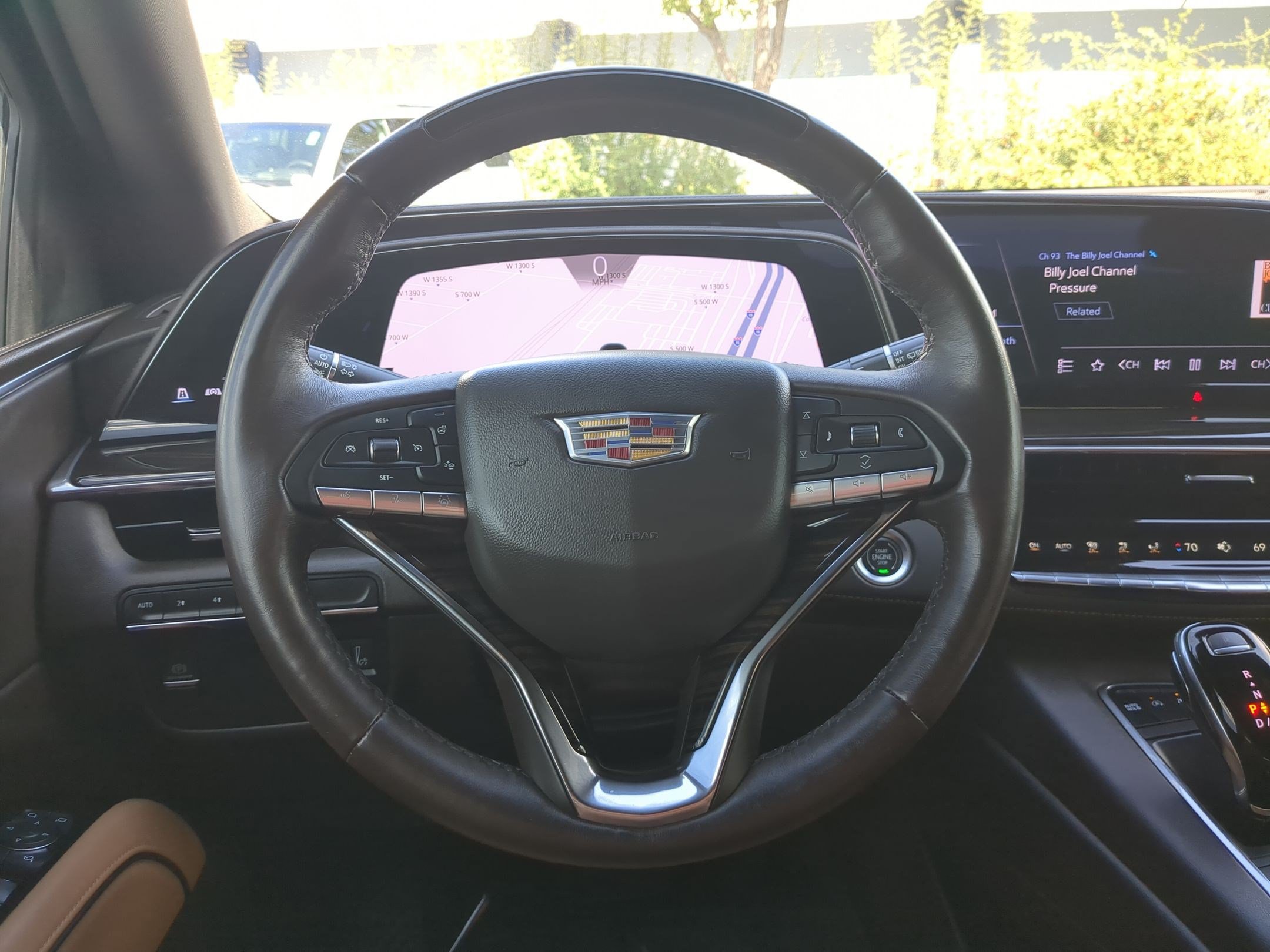 Certified 2023 Cadillac Escalade Premium Luxury AWD/4WD image 17