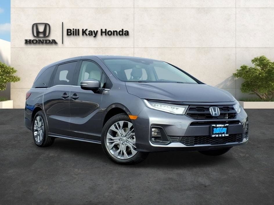 Used 2026 Honda Odyssey Touring image 5