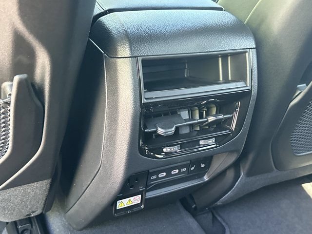 New 2026 Jeep Grand Cherokee Limited w/ Limited Altitude Package RWD image 23