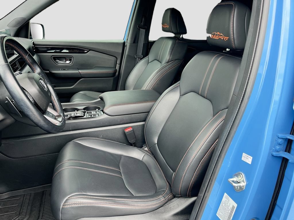 Used 2025 Honda Pilot TrailSport image 20