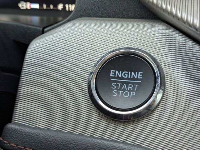 Used 2025 Ford Explorer Active image 27