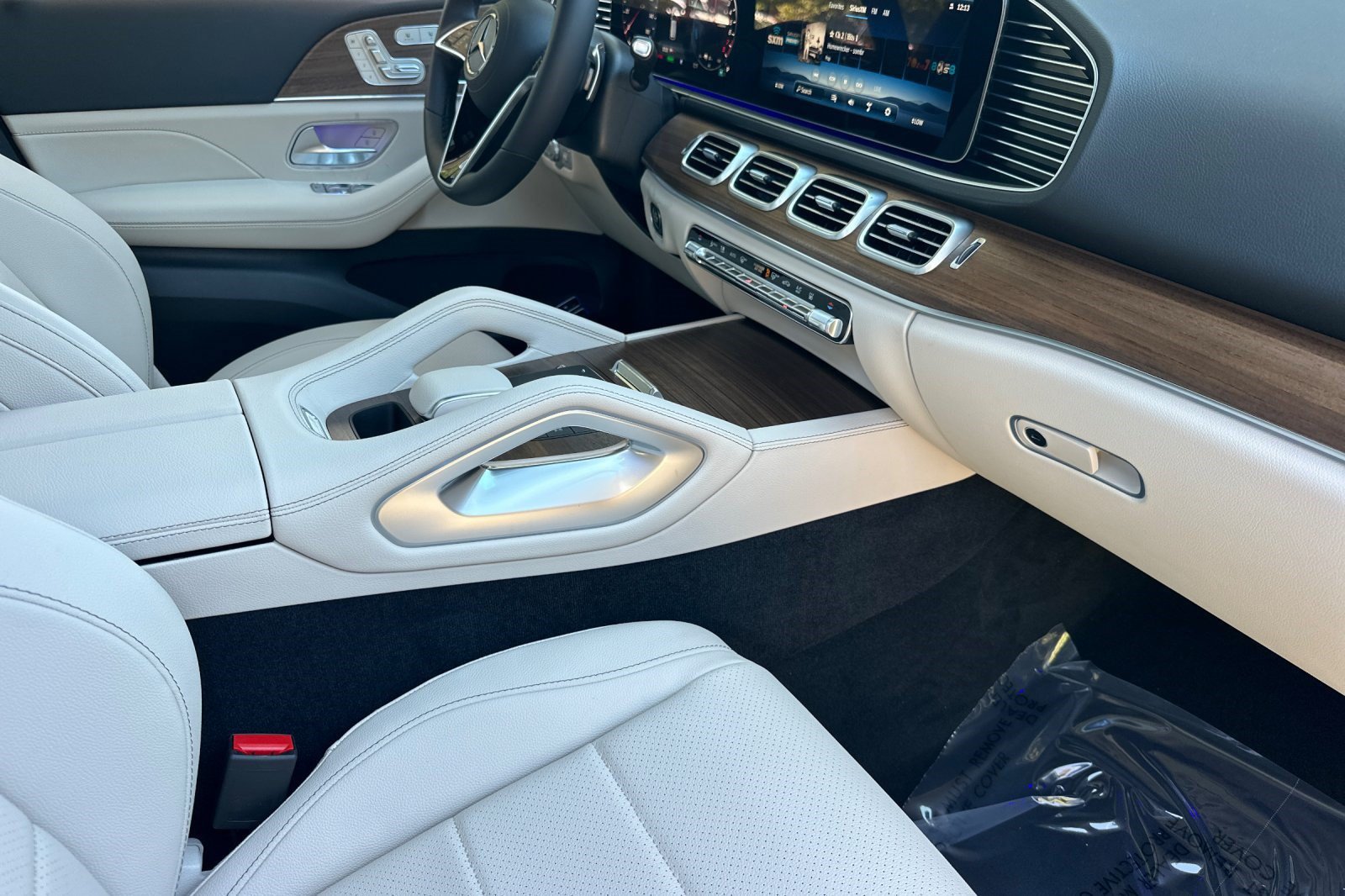 New 2026 Mercedes-Benz GLE 450e 4MATIC image 27