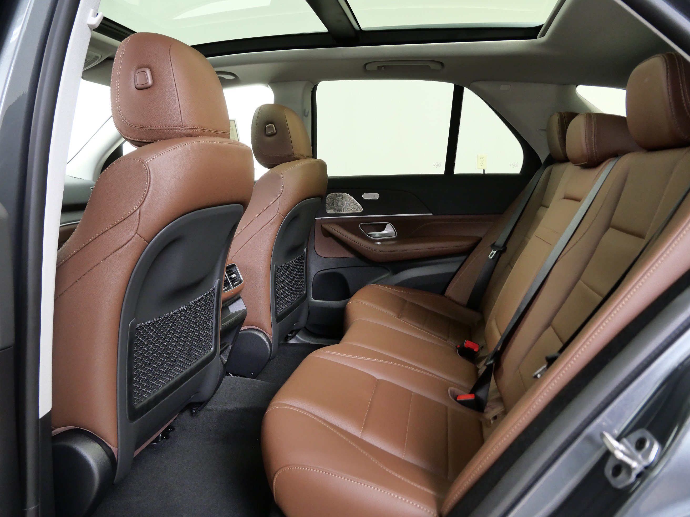 New 2026 Mercedes-Benz GLE 350 4MATIC image 9