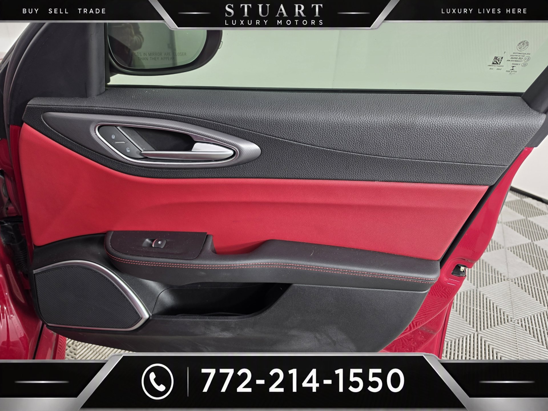Used 2019 Alfa Romeo Giulia Ti Sport w/ Quick Order Package 22U Sport RWD image 33