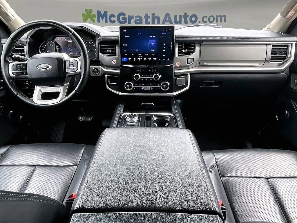 Used 2024 Ford Expedition XLT AWD/4WD image 9