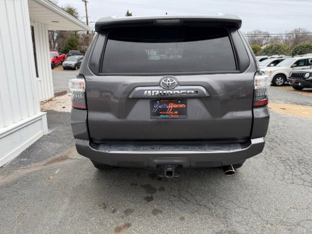 Used 2014 Toyota 4Runner 4WD image 4