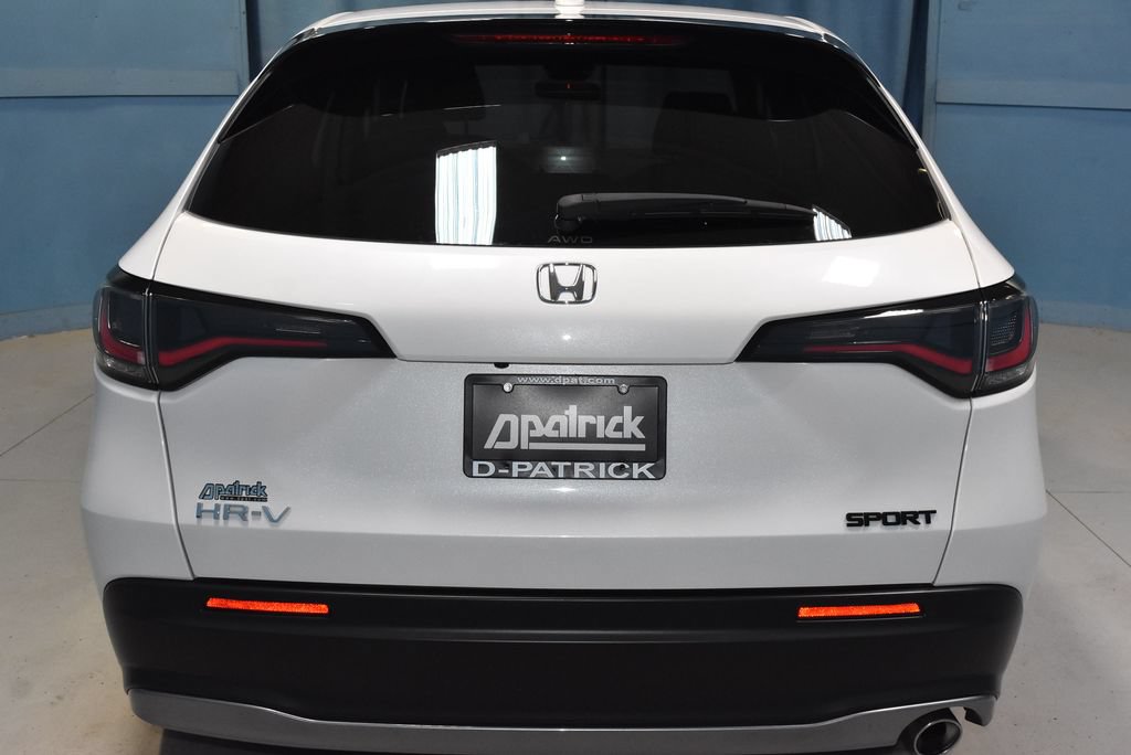 Used 2025 Honda HR-V Sport image 28