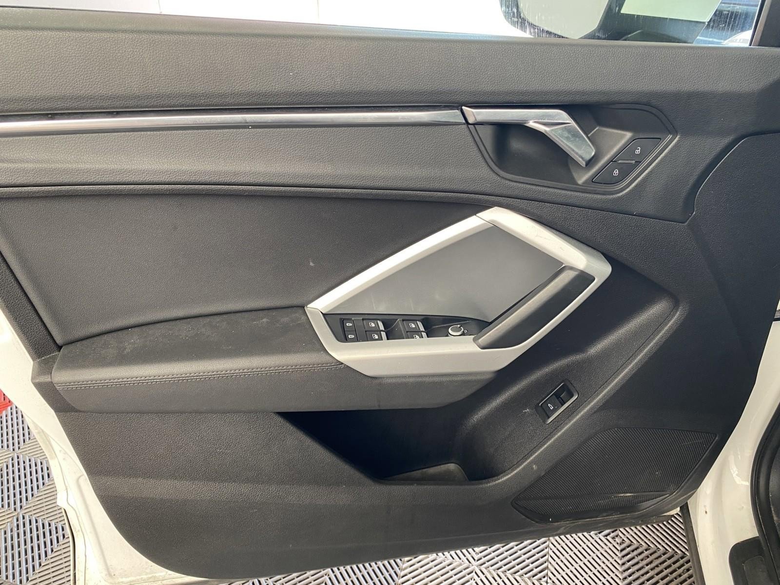 Used 2021 Audi Q3 2.0T Premium image 19