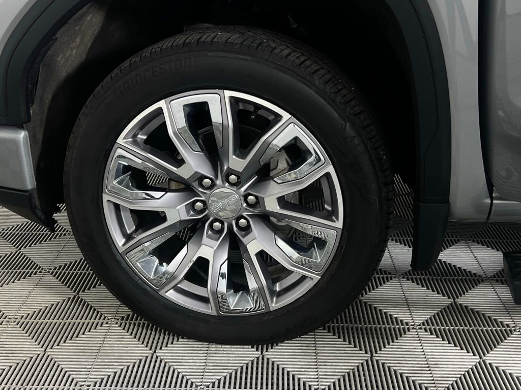 Used 2024 GMC Sierra 1500 Denali w/ Denali Reserve Package image 12