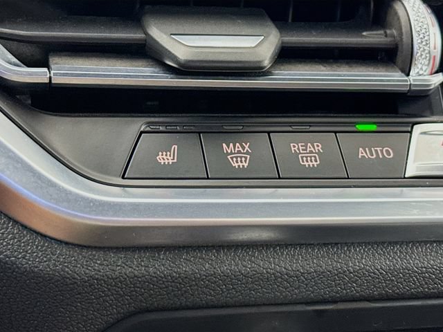 Used 2019 BMW 330i xDrive Sedan w/ Premium Package AWD/4WD image 20