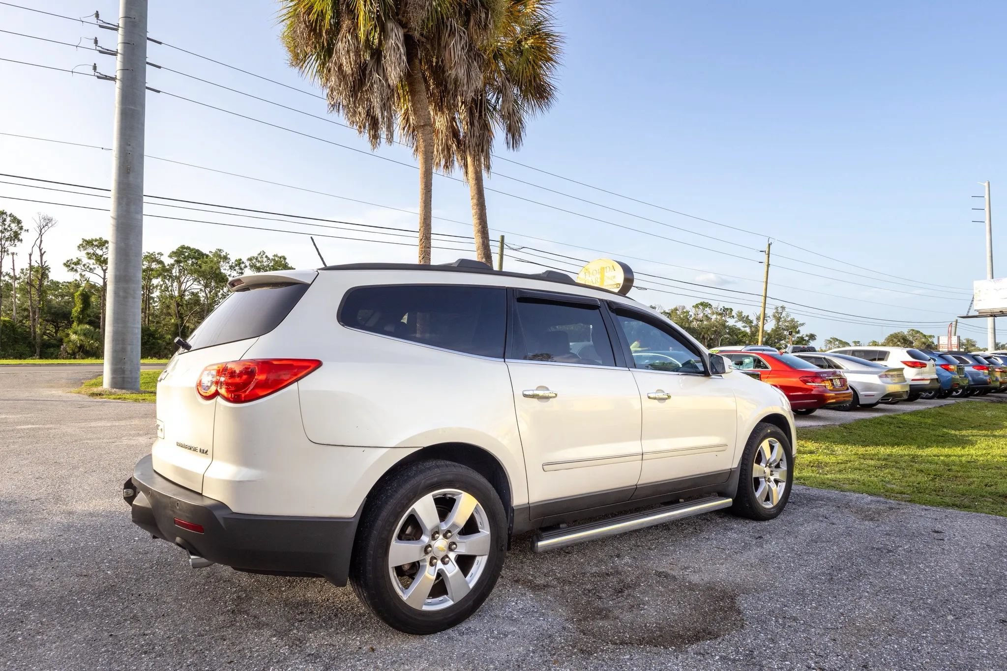 Used 2011 Chevrolet Traverse LTZ w/ LPO, 'HIT The Road' Package FWD image 5