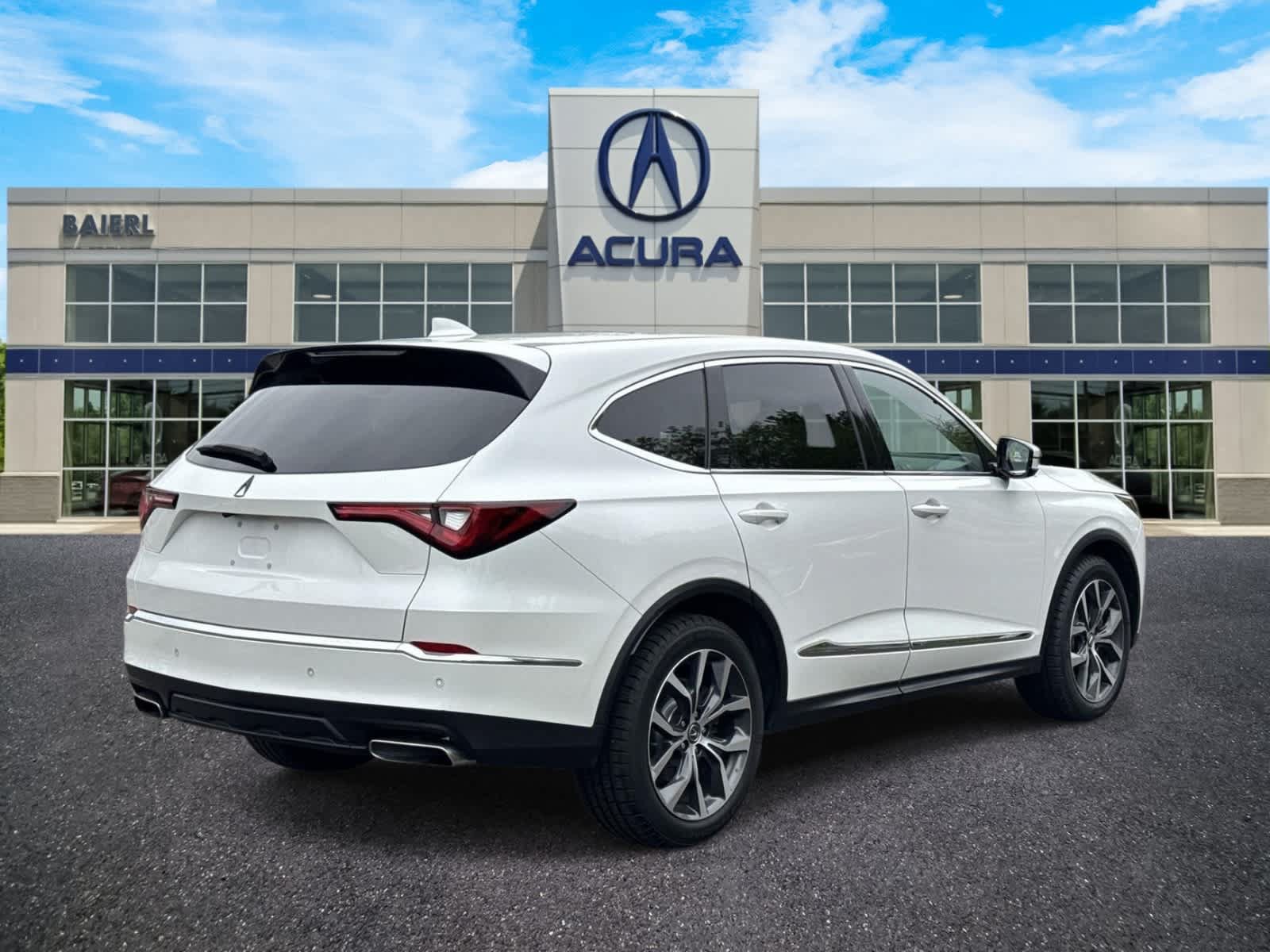 Used 2022 Acura MDX SH-AWD w/ Technology Package image 5