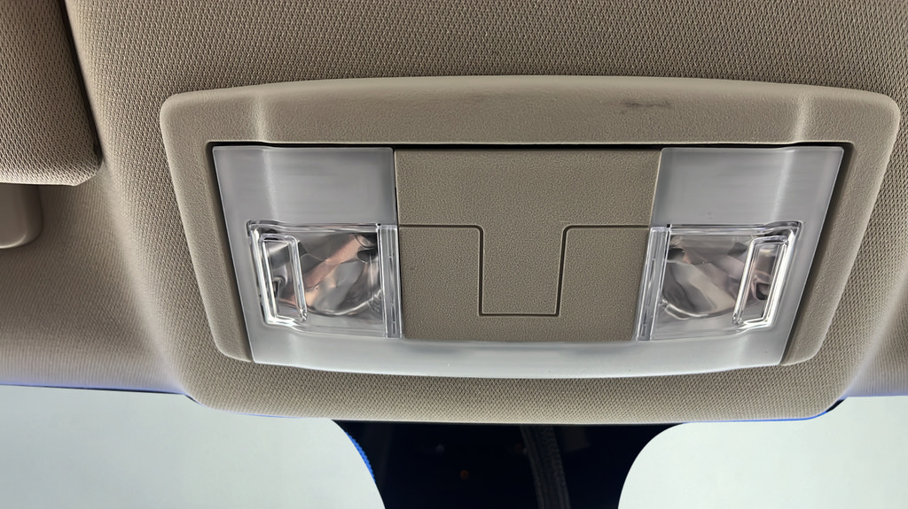 Used 2012 Ford Taurus SEL FWD image 26