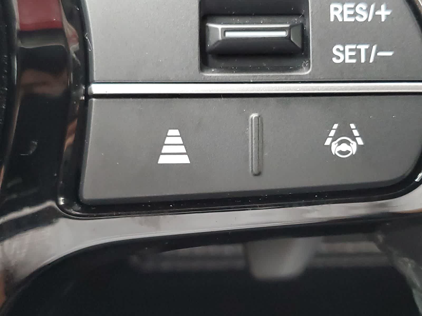 Certified 2024 Honda Pilot EX-L image 34