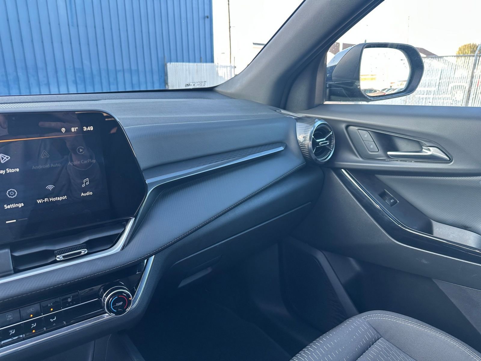 Used 2025 Chevrolet Equinox LT image 34