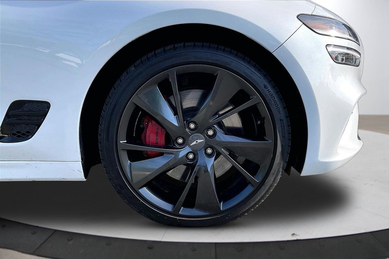 Used 2023 Genesis G70 3.3T w/ Sport Prestige Package image 36
