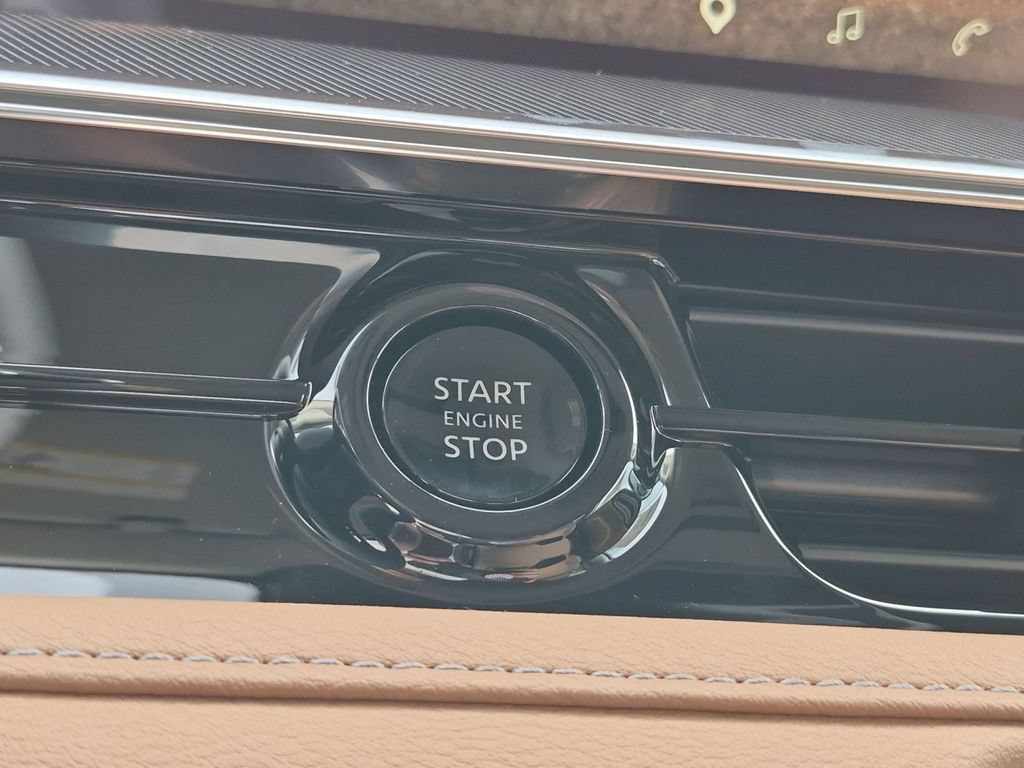 New 2027 INFINITI QX80 Luxe w/ Cargo Package AWD/4WD image 22