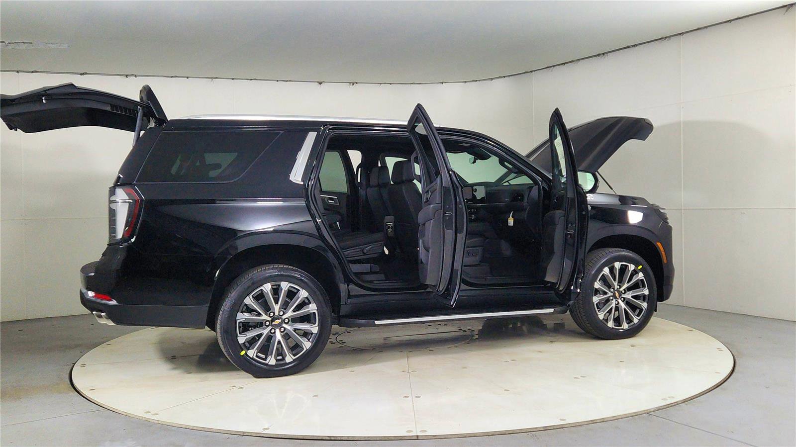 New 2026 Chevrolet Tahoe High Country w/ Sun And Tow Package image 12