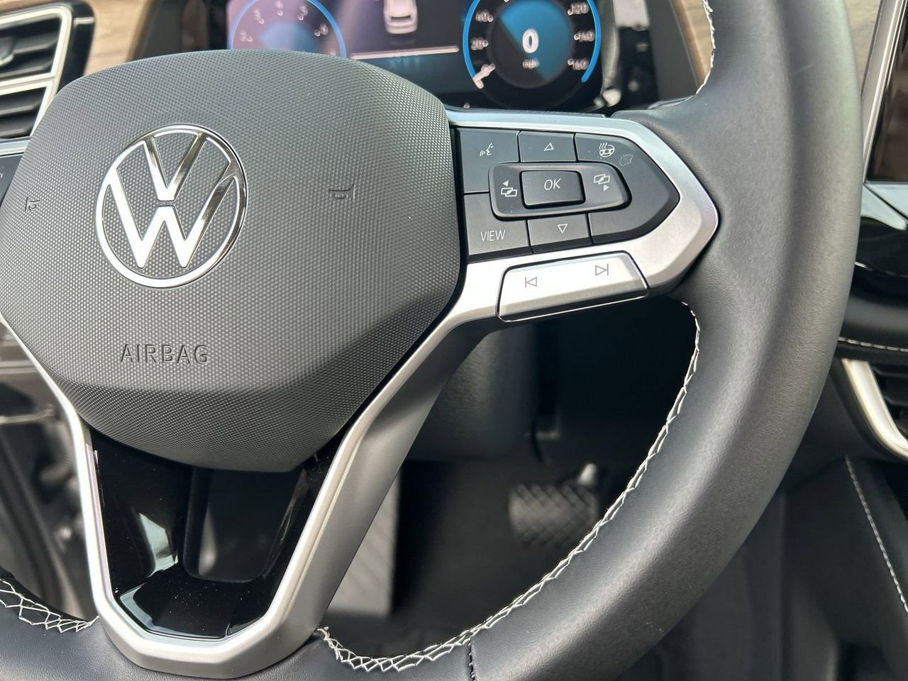 New 2026 Volkswagen Atlas SE image 21