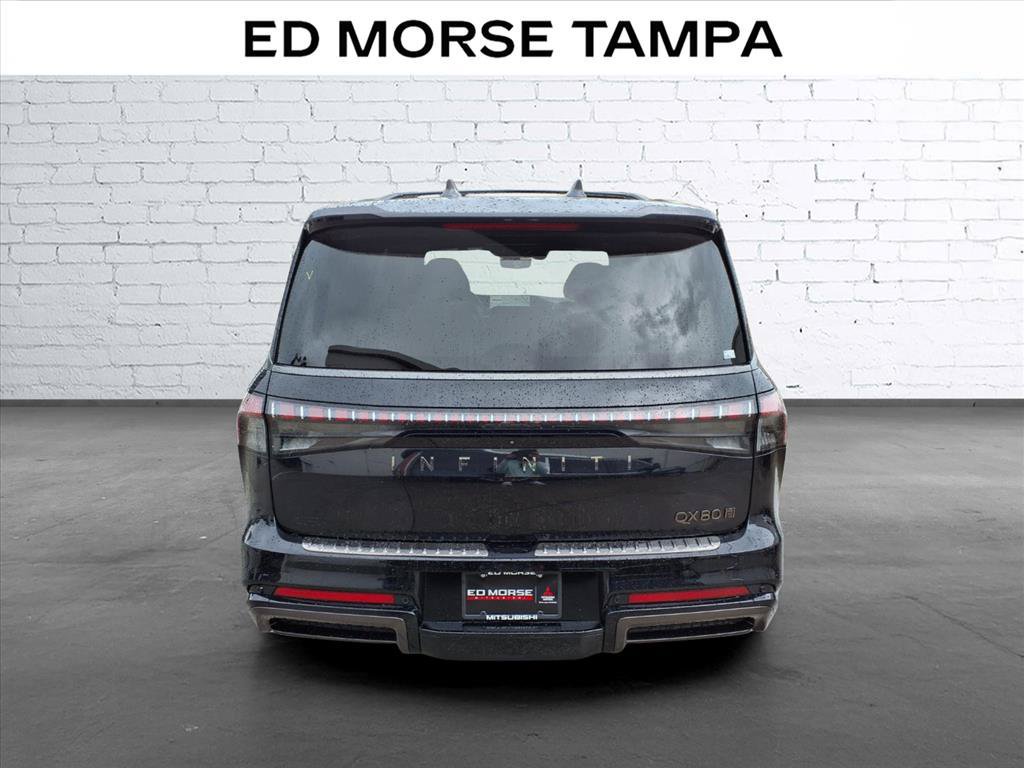 Used 2025 INFINITI QX80 Autograph w/ Autograph Exterior Package AWD/4WD image 4