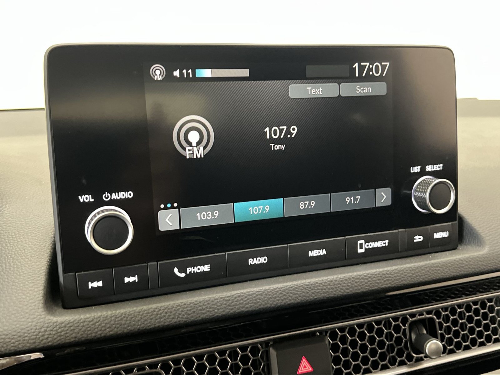 Used 2023 Honda Civic EX image 17