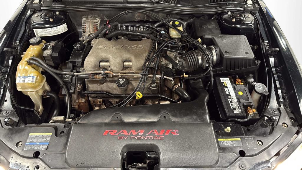 Used 2004 Pontiac Grand Am GT FWD image 28