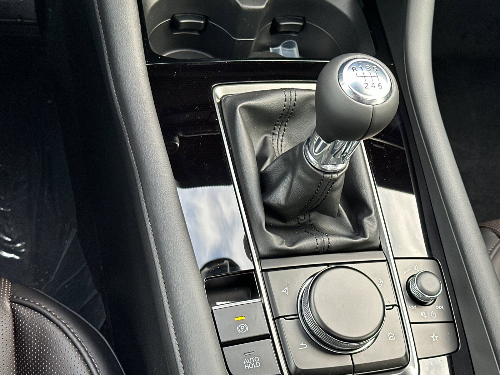 New 2026 MAZDA MAZDA3 2.5 S Hatchback w/ Premium Pkg image 20