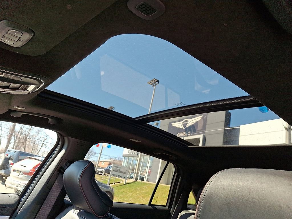 Used 2024 Jeep Wagoneer Launch Edition image 15