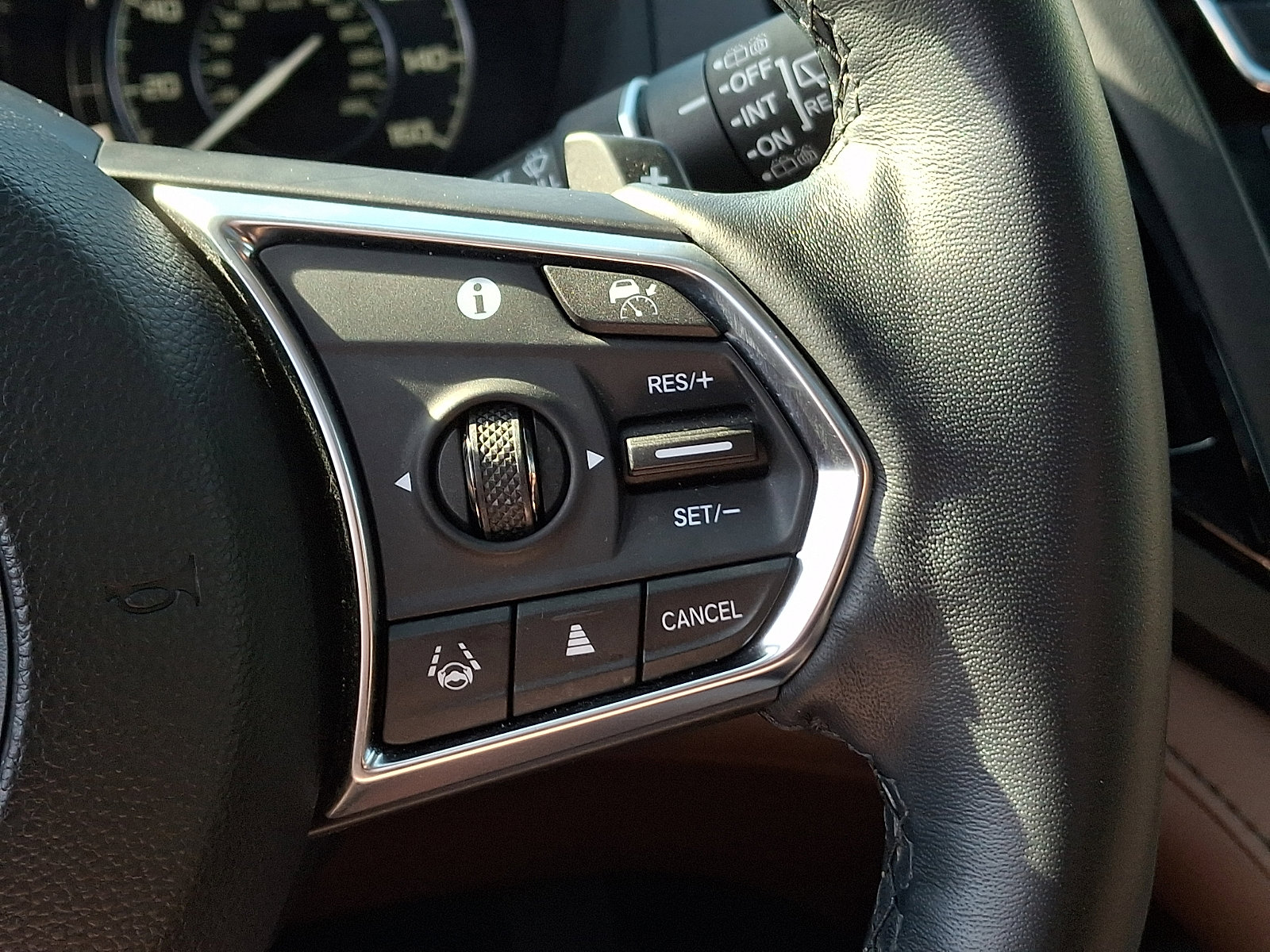 Certified 2023 Acura RDX AWD w/ Technology Package image 23