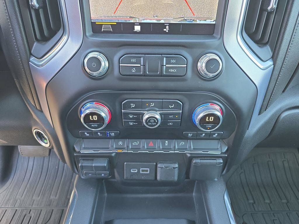 Used 2019 GMC Sierra 1500 SLT w/ SLT Premium Package AWD/4WD image 28