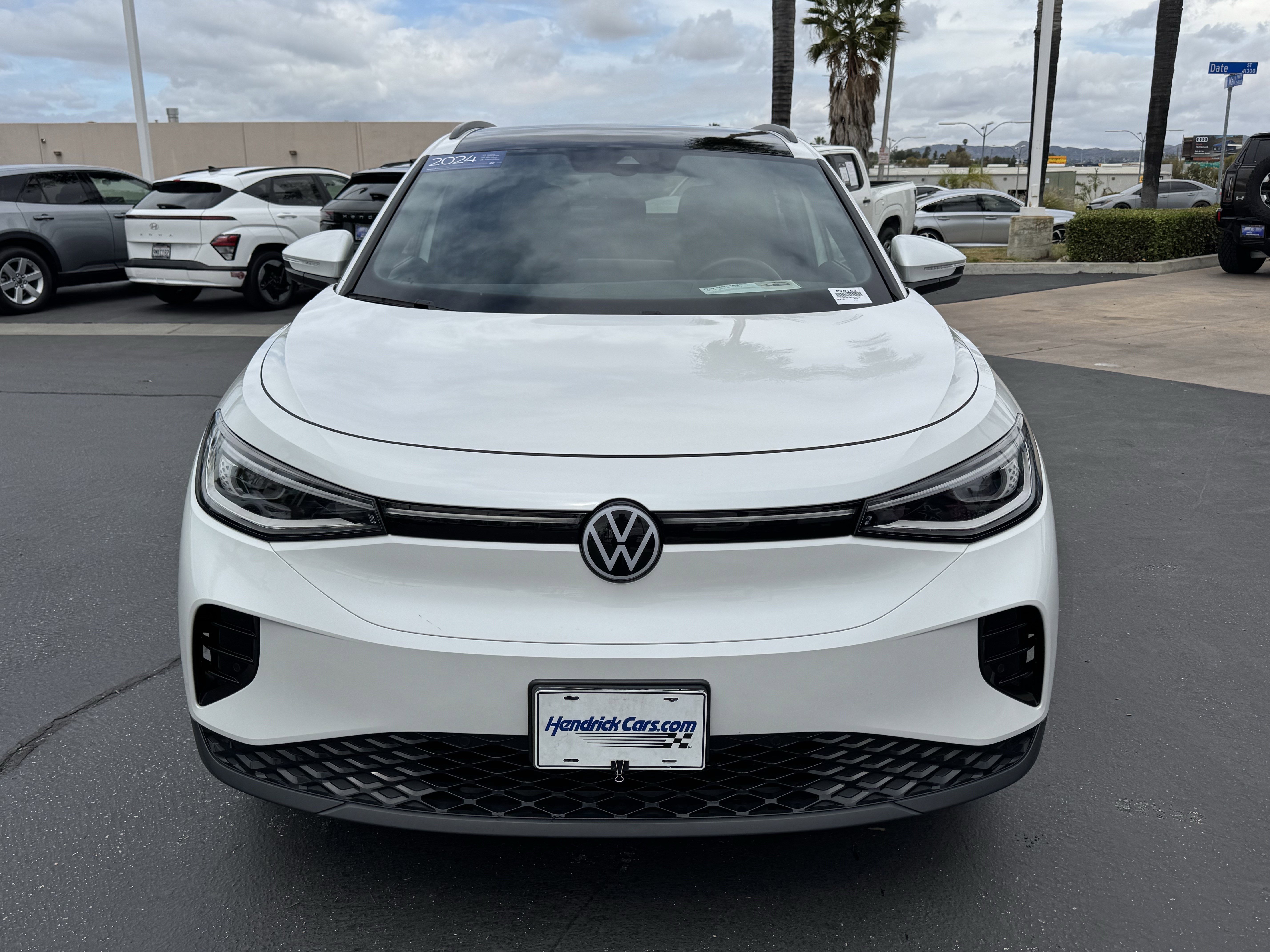 Used 2024 Volkswagen ID.4 S image 3